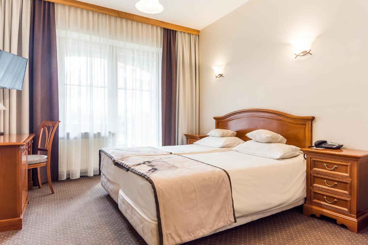 Hotel Nosalowy Dwor Закопане Экстерьер фото