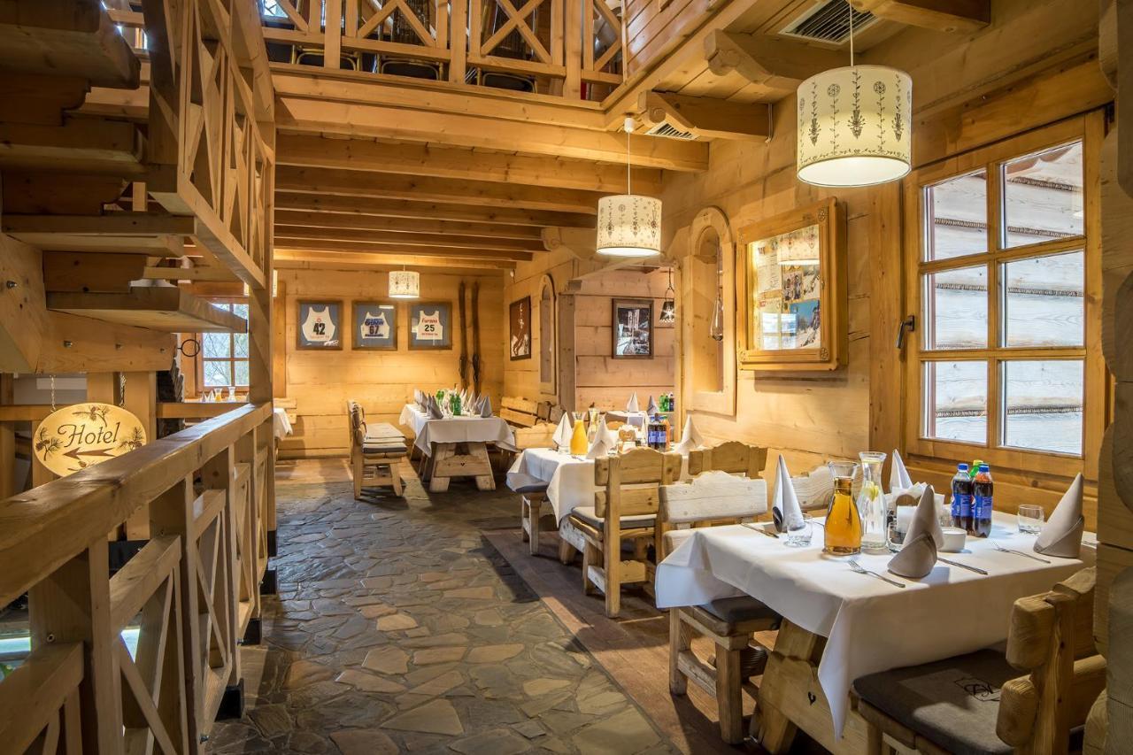 Hotel Nosalowy Dwor Закопане Экстерьер фото